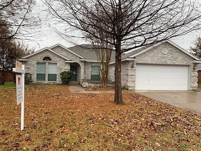 1st image of 326 Beaumont Dr