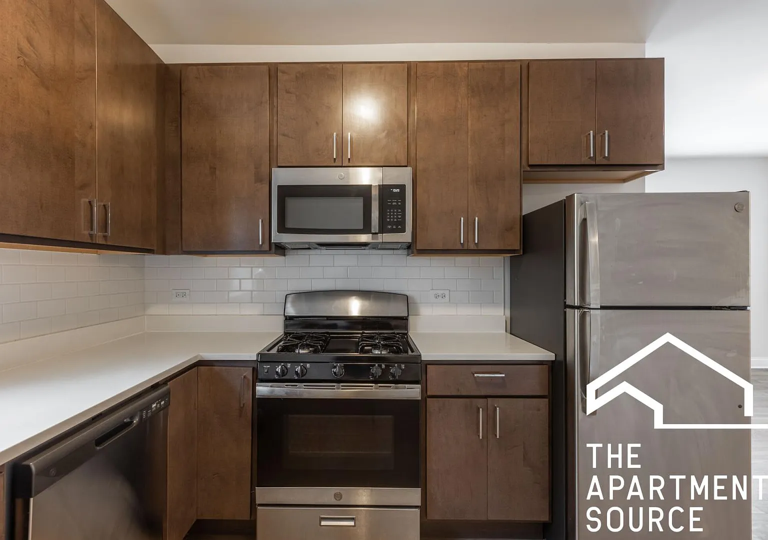 2 bed, 1124 sqft, $2,595 — Photo 3
