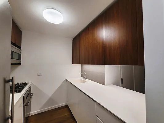 Rented by Corcoran | media 67