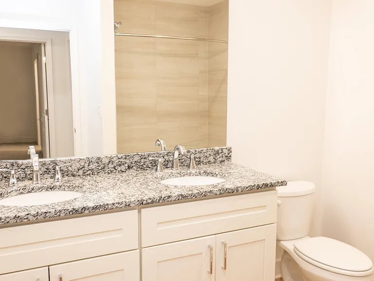 2102 | Bathroom 2102 | Bathroom