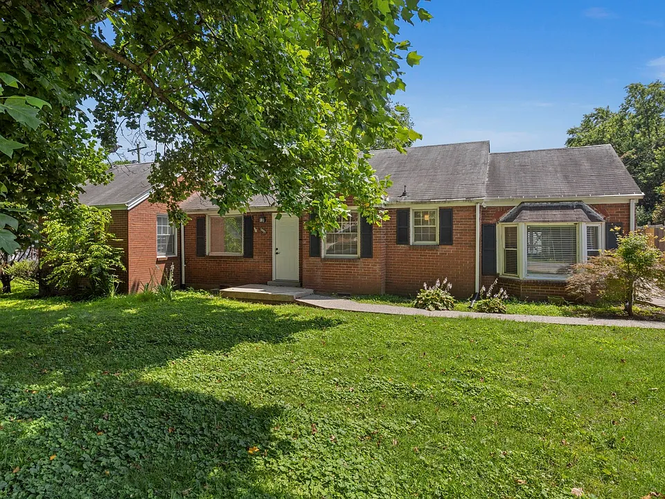 1001 Horseshoe Dr