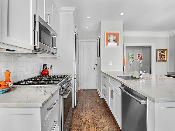5th image of 176 W 87th St #10C