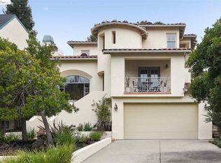 5909 Pinewood Rd, Oakland, CA 94611