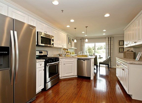 2nd image of 7123 Country Club Hills Dr #7125