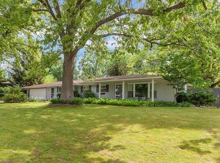 52872 Highland Dr, South Bend, IN 46635