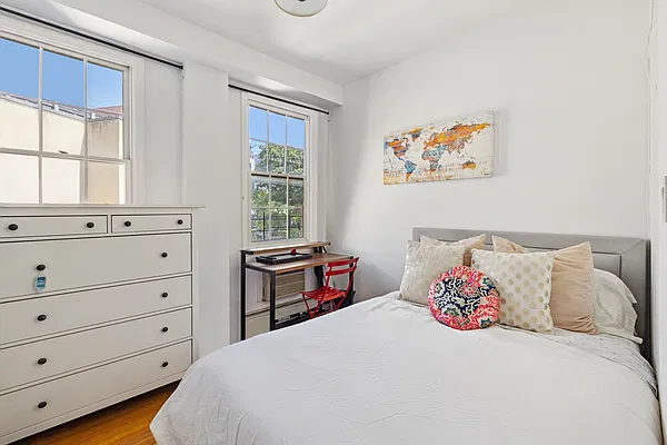 Rented by Compass | media 7