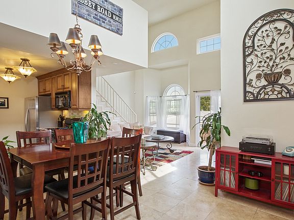 5th image of 5102 Tujunga Ave APT 13