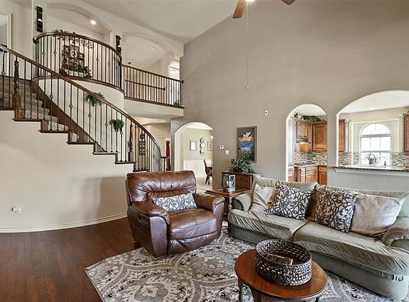 4th image of 5617 Wills Creek Ln