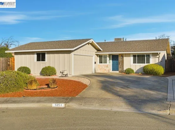 5251 Peony Dr, Livermore, CA 94551