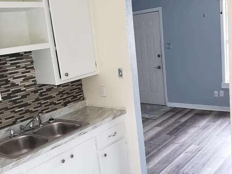 2803 SW H Ave — Photo 14
