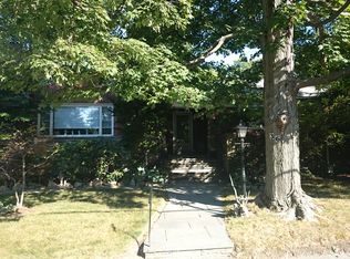 36 Reservoir Ave, Newton, MA 02467