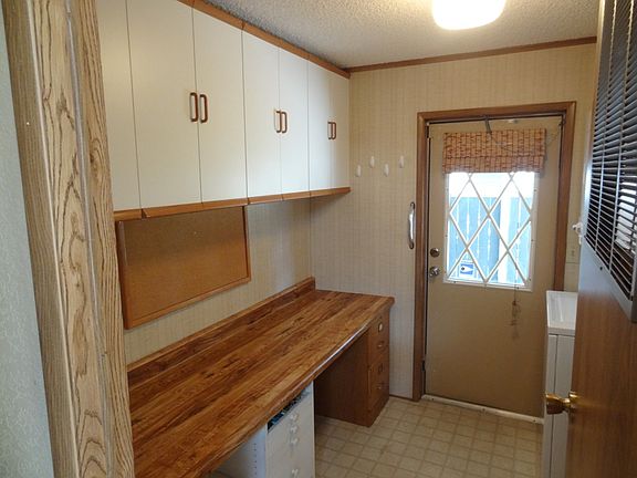 5th image of 9590 Silver Creek Ln NW