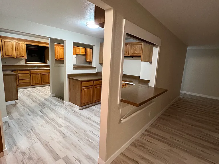 2807 Valleywood Dr — Photo 24