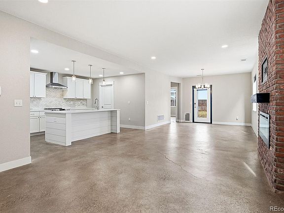 5th image of 529 Foxtail Place