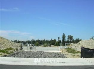 21027 Quiet Water Loop E, Sumner, WA 98390