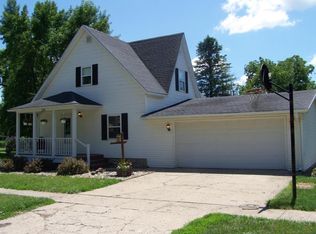 115 Long St, Royal, IA 51357
