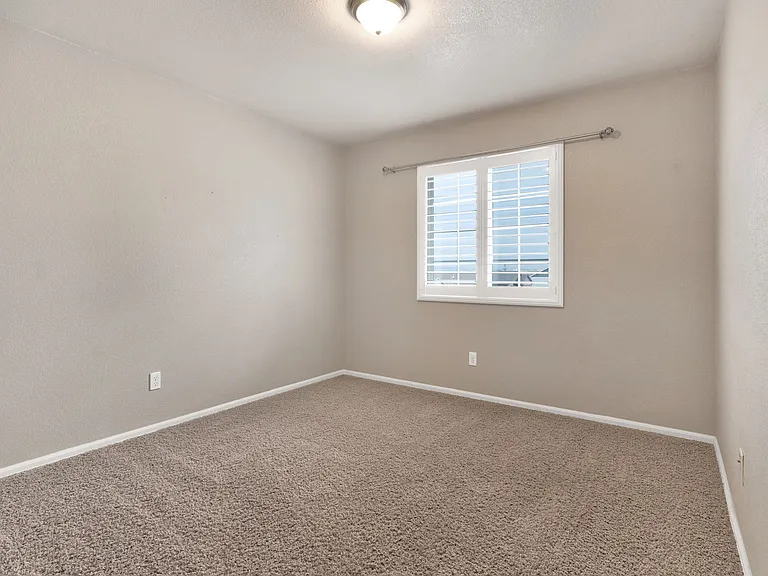 2228 Inspiration Ln — Photo 28