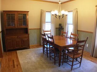 46 Rose Ln, Rensselaer, NY 12144