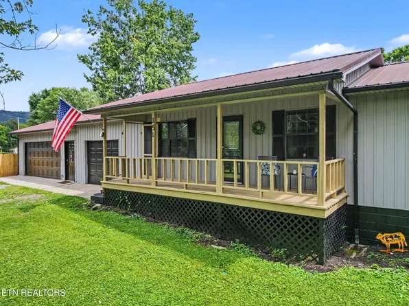 151 Pond Rd, Oliver Springs, TN 37840