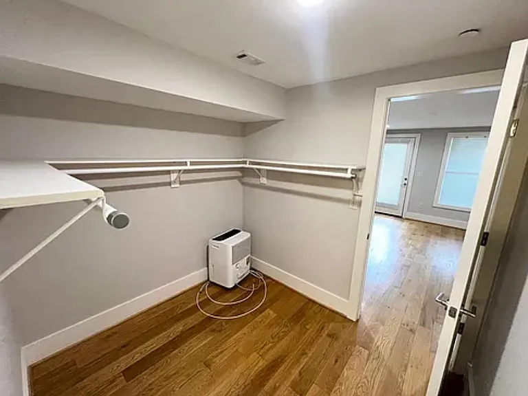 1159 Oates St NE #1A — Photo 12