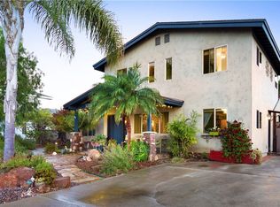 923 Dogwood St, Costa Mesa, CA 92627