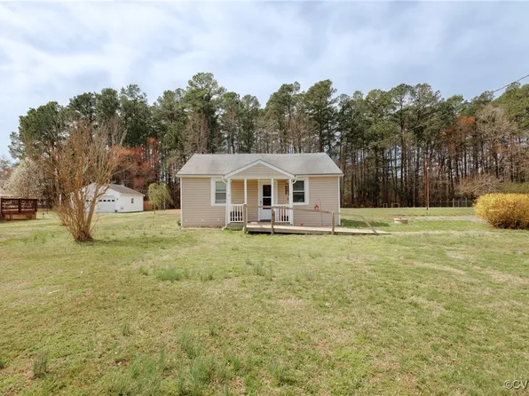 23235 Pine Grove Pl, North Dinwiddie, VA 23803