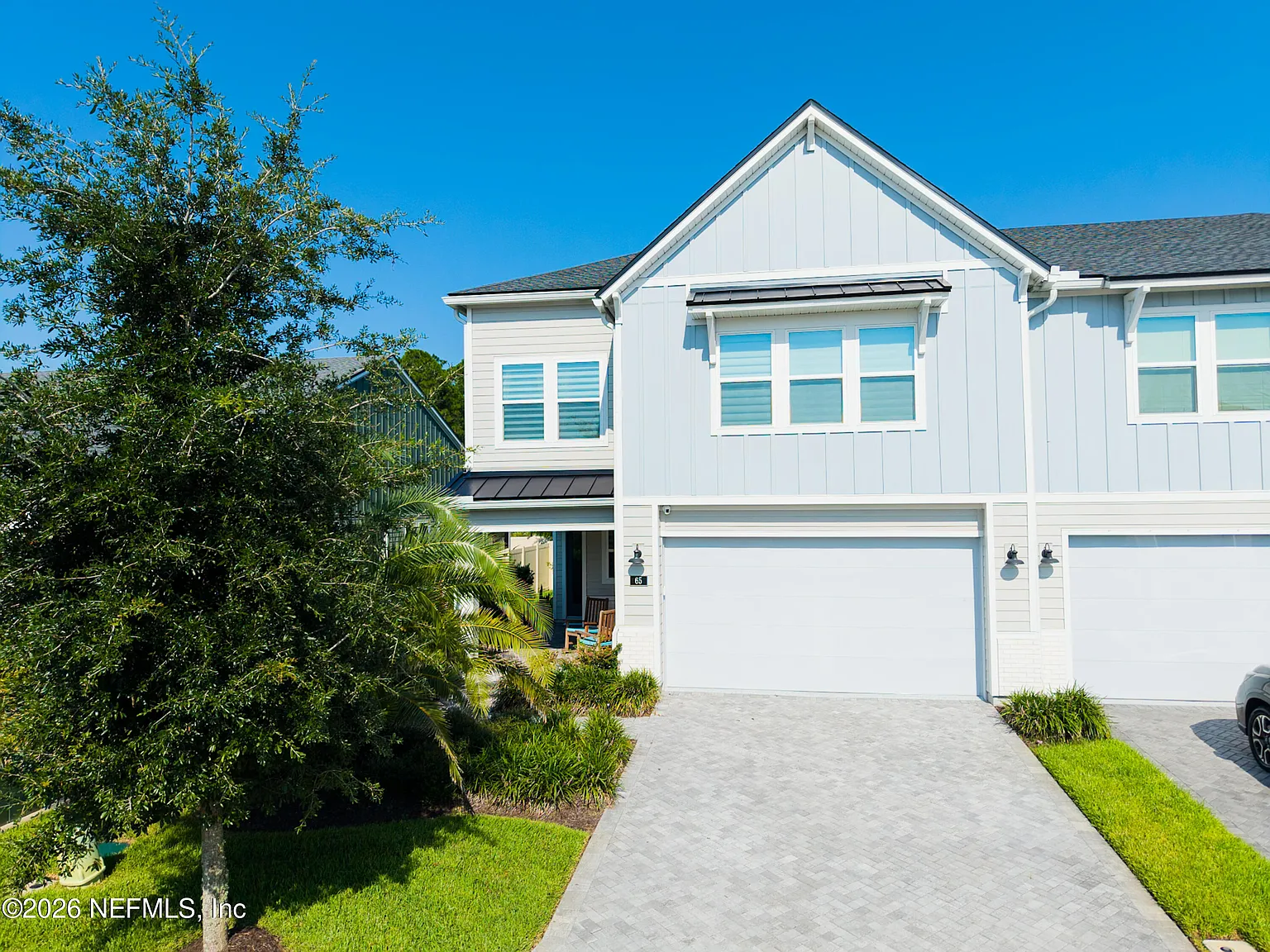 3 bed, 3.0 bath, 2281 sqft, $4,100 — Photo 2