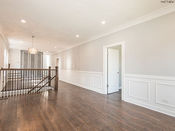 5th image of 8318 S Crandon Ave