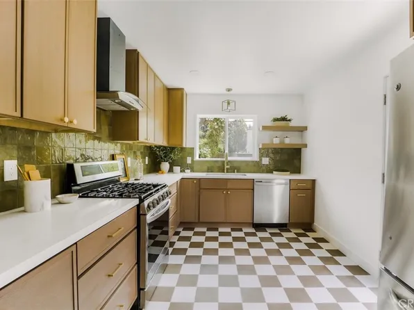 6202 E Wardlow Rd, Long Beach, CA 90808