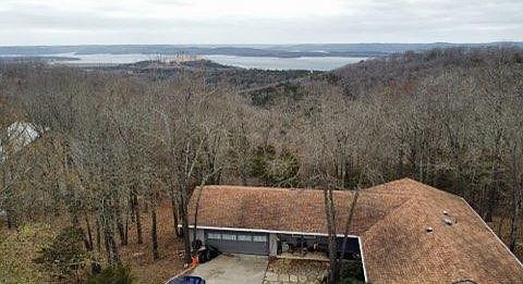 2nd image of 270 Lone Pine Rd