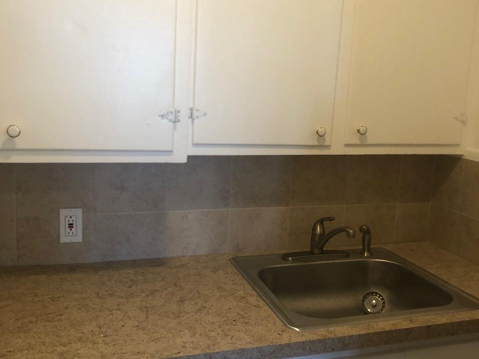 1st image of 2342 15th St #B
