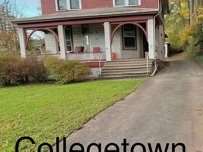 302 Mitchell St — Photo 34