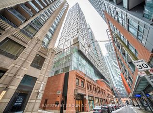 15 Mercer St #706, Toronto, ON M5V 0T8