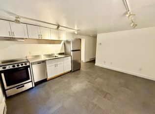 7 Thacher Ct #B, Boston, MA 02113