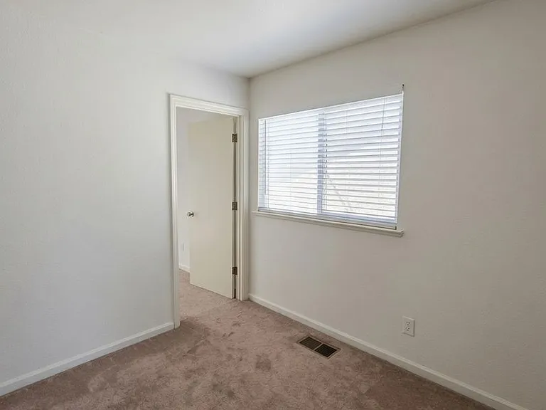 344 Citadel Ave — Photo 17
