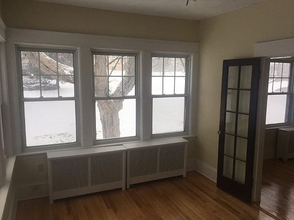 5th image of 15 Montvale Rd #2