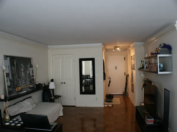 500 Central Avenue image 9 of 12