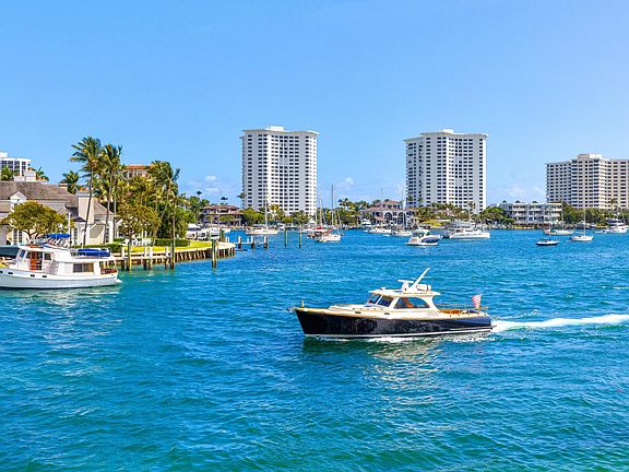 4th image of 140 SE 5th Avenue #253