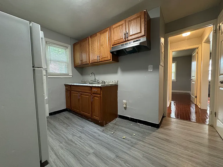 61-02 Hughes St #B-02 — Photo 8