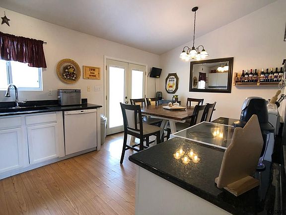 4th image of 4689 Bear Paw Dr