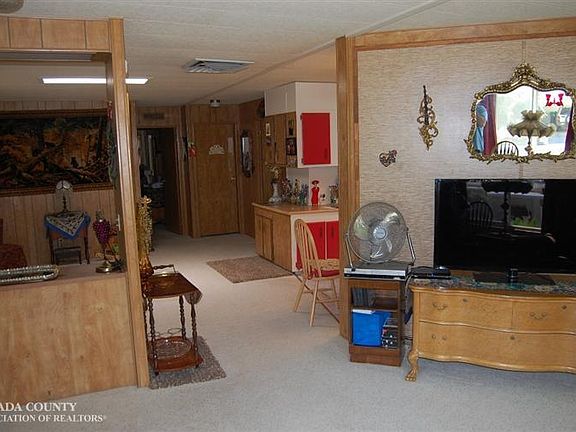 3rd image of 10294 Forest Springs Dr