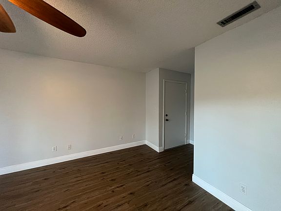 4th image of 3045 Aaron Burr Ave #C