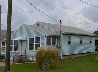 18 Aladdin Ave, Old Saybrook, CT 06475