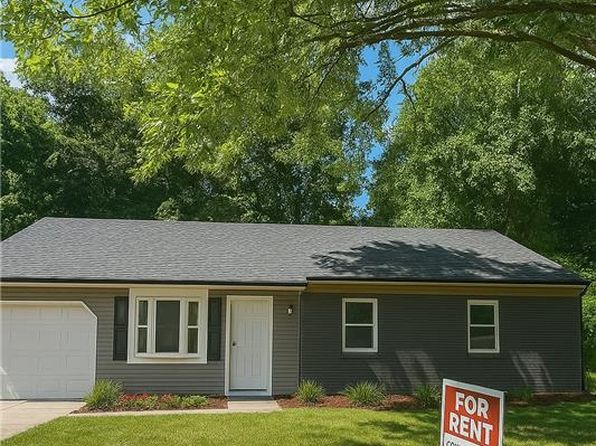 341 Halifax Dr