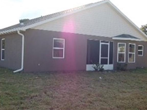 4th image of 1380 Dandelion Dr