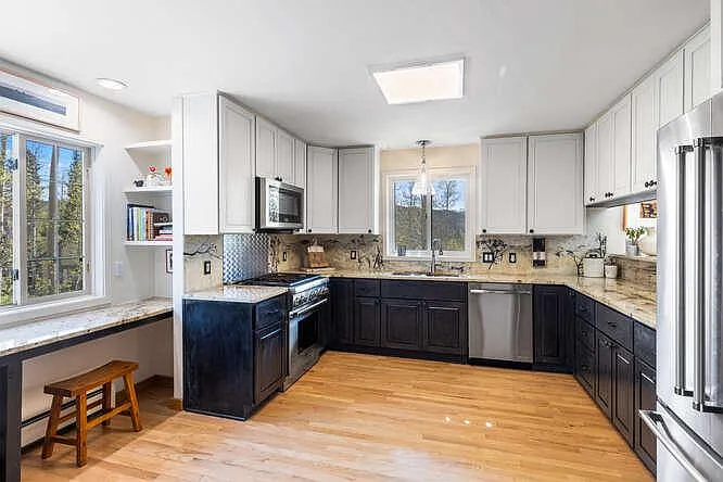 112 Discovery Rd — Photo 15