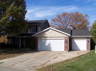 909 Dardenne Ridge Ct, Saint Peters, MO 63376