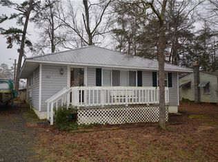 785 Pinehaven Dr, New London, NC 28127