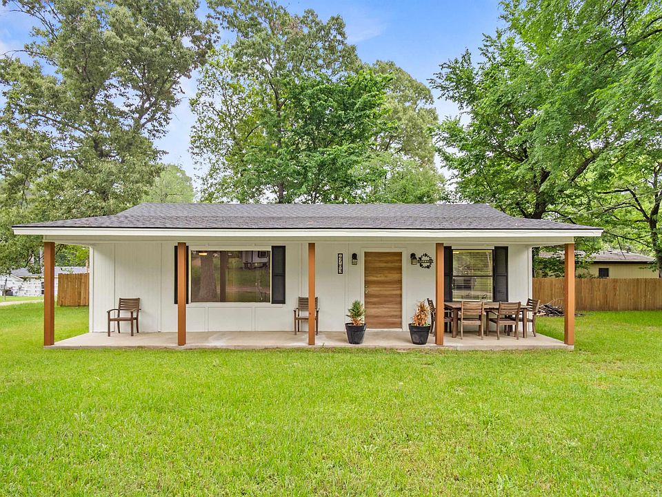 1st image of 4783 Green Briar Dr