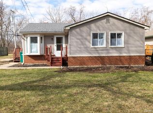 35268 Tilford St, Brownstown, MI 48173